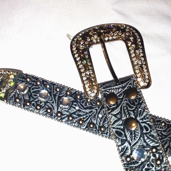 NWOT Rhinestones belt - Picture 2 of 5